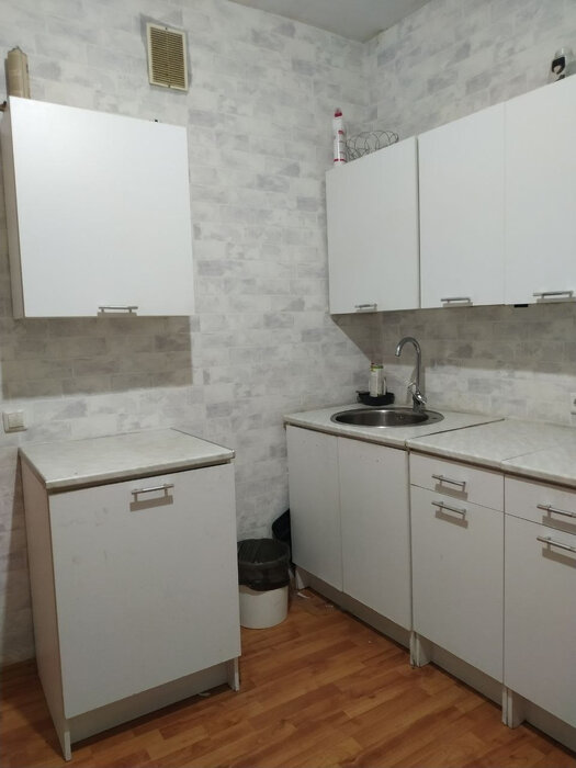 г. Березовский, ул. Виктора Чечвия, 4 (городской округ Березовский) - фото комнаты (6)