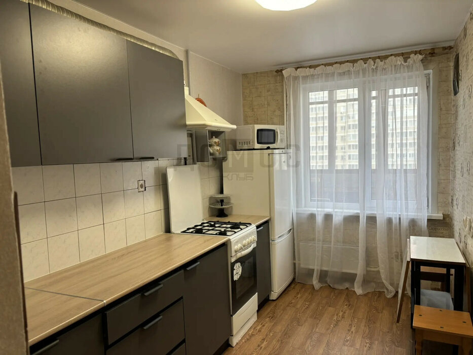 Екатеринбург, ул. Репина, 84 (Юго-Западный) - фото квартиры (6)