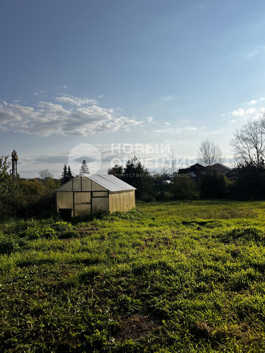 п. Большой Исток, ул. Комсомольская, 33 (городской округ Сысертский) - фото дома (2)