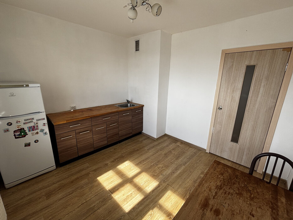 Екатеринбург, ул. Рассветная, 8/1 (ЖБИ) - фото квартиры (5)