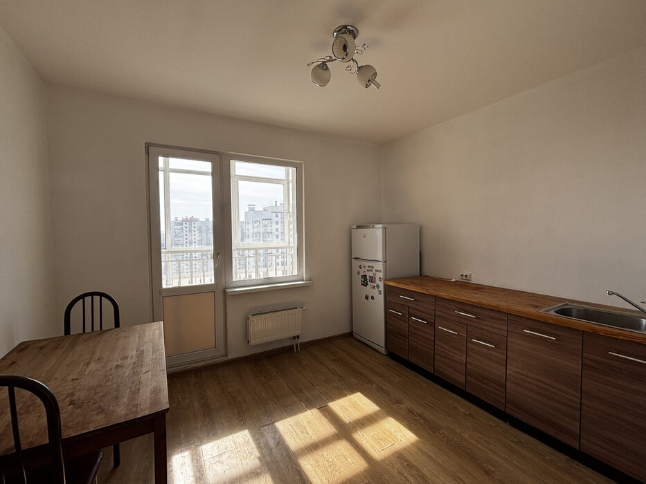 Екатеринбург, ул. Рассветная, 8/1 (ЖБИ) - фото квартиры (6)