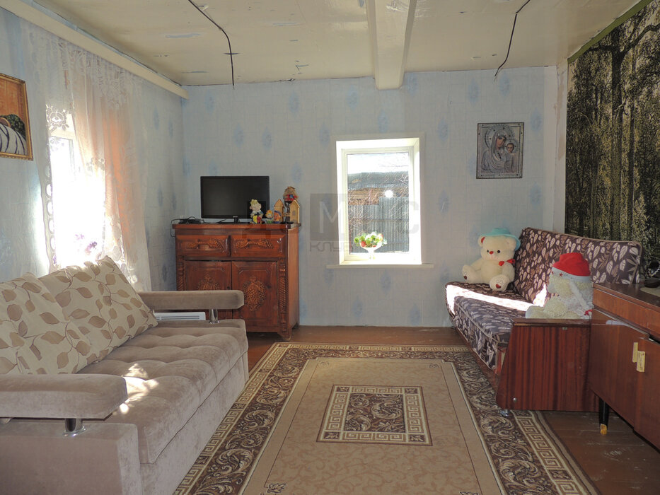 п. Исеть, ул. Первомайская, 23 (городской округ Верхняя Пышма) - фото дома (8)