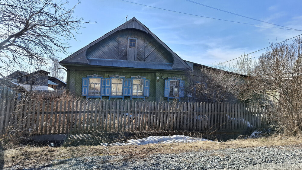 г. Верхняя Пышма, ул. Охотников, 33 (городской округ Верхняя Пышма) - фото дома (1)