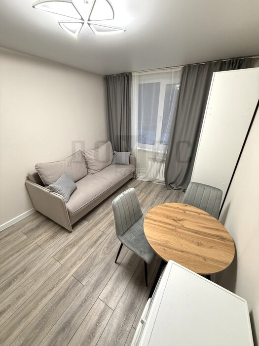 Екатеринбург, ул. Авиационная, 48 (Автовокзал) - фото квартиры (1)