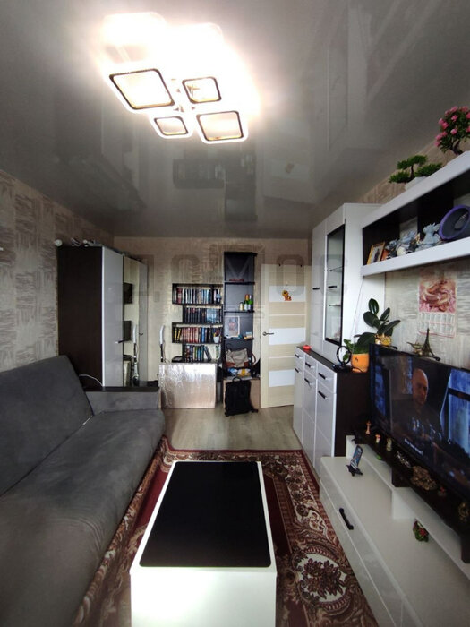 г. Каменск-Уральский, ул. Репина, 9а (городской округ Каменский) - фото квартиры (1)