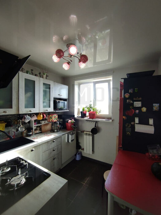 г. Каменск-Уральский, ул. Репина, 9а (городской округ Каменский) - фото квартиры (8)