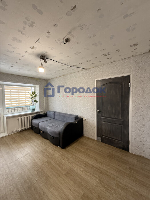 г. Каменск-Уральский, ул. Белинского, 22 (городской округ Каменский) - фото квартиры (2)