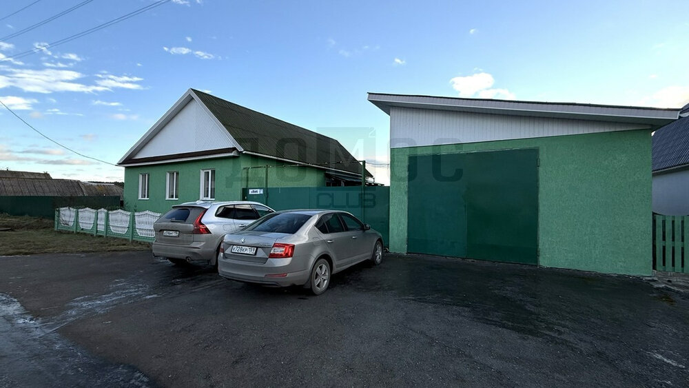 д. Ощепково, ул. Ильича, 56 (городской округ Режевской) - фото дома (2)