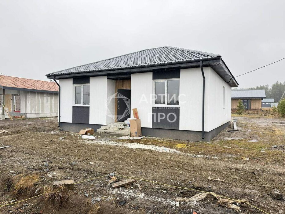 п. Бобровский, ул. территория Садоводов,   (городской округ Сысертский) - фото дома (1)