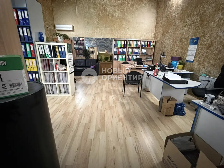 Екатеринбург, ул. Белинского, 32 - фото офисного помещения (1)