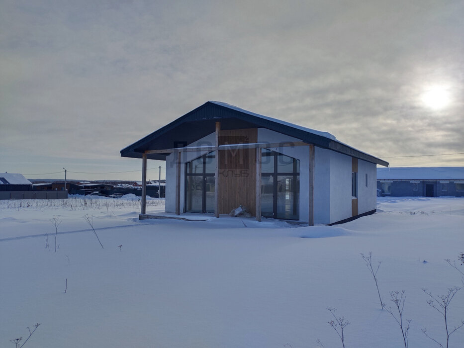 к.п. Александрия, ул. Двадцатая,   (городской округ Белоярский, д. Гусева) - фото дома (2)