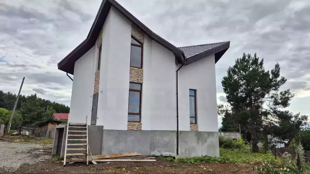 Екатеринбург, ул. Лесная, 14 - фото коттеджа (7)