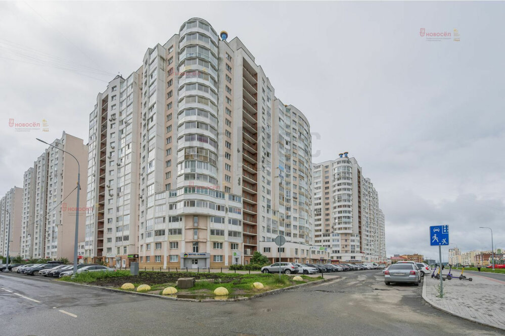 Екатеринбург, ул. Краснолесья, 30 (УНЦ) - фото квартиры (1)