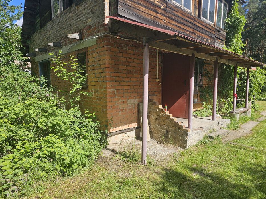 г. Арамиль, СНТ Металлург, уч. 42 (городской округ Арамильский) - фото сада (16)