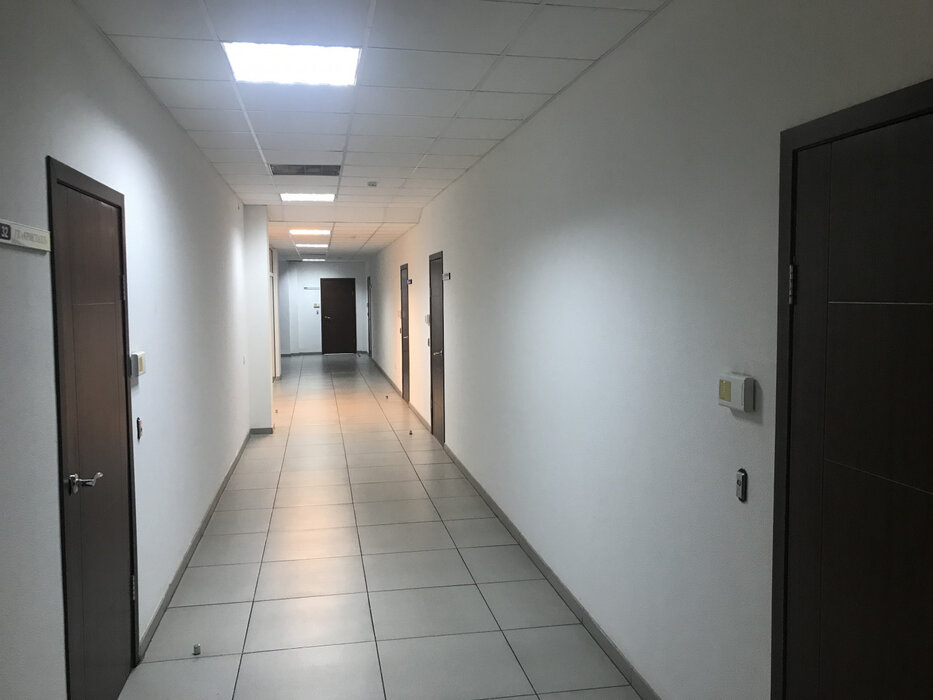 Екатеринбург, ул. Барвинка, 21 (УНЦ) - фото офисного помещения (4)