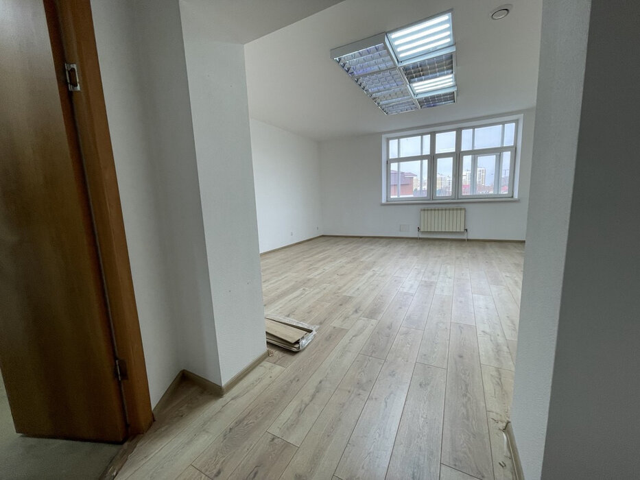 Екатеринбург, ул. Барвинка, 21 (УНЦ) - фото офисного помещения (4)