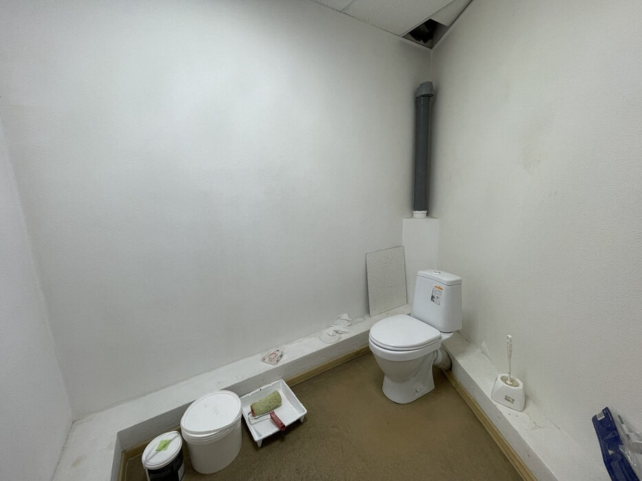 Екатеринбург, ул. Барвинка, 21 (УНЦ) - фото офисного помещения (5)