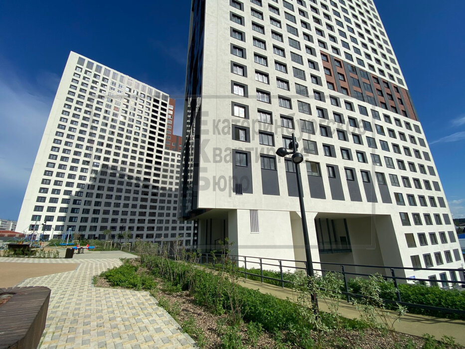 Екатеринбург, ул. Металлургов/Лоцмановых, стр. С3, ЖК 