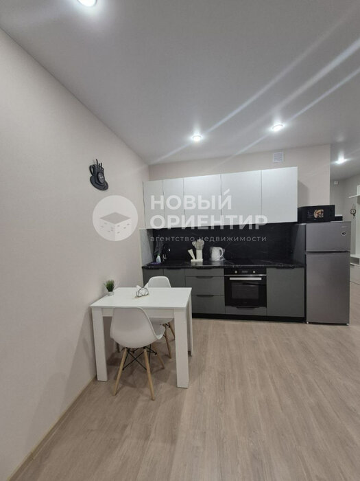 Екатеринбург, ул. Красных командиров, 1В (Эльмаш) - фото квартиры (6)