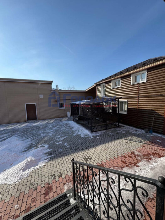 г. Каменск-Уральский, ул. Ленинградская, 27 (городской округ Каменский) - фото коттеджа (3)