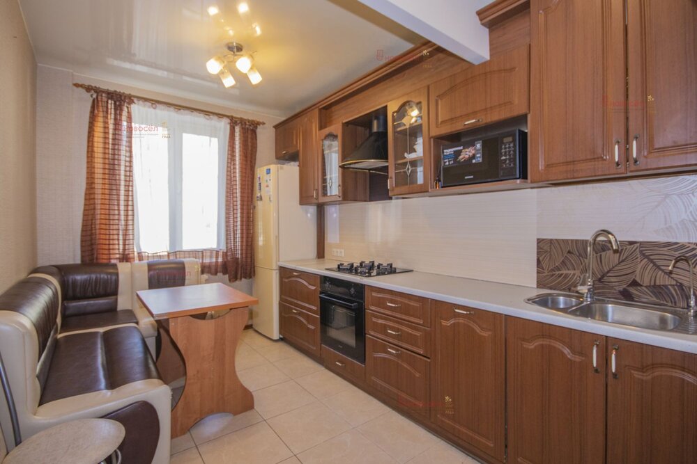 Екатеринбург, ул. Уральских рабочих, 52 (Уралмаш) - фото квартиры (8)