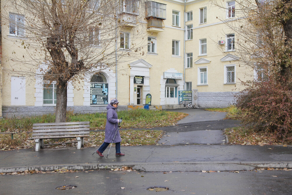 Екатеринбург, ул. Старых Большевиков, 24 (Эльмаш) - фото торгового помещения (14)