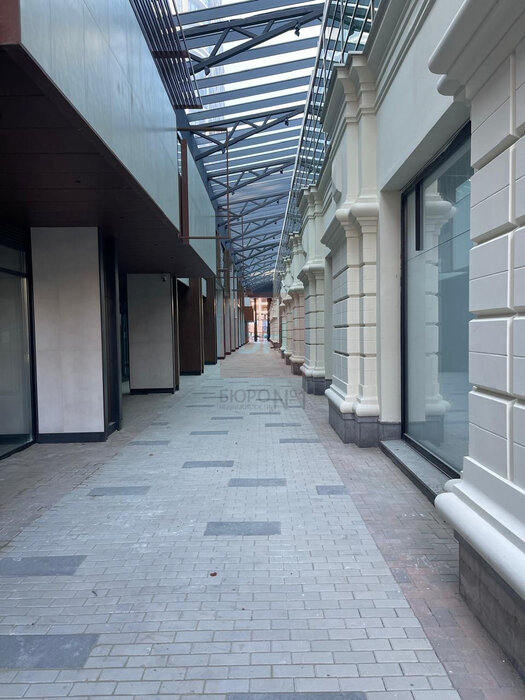 Екатеринбург, ул. Сакко и Ванцетти, 74 - фото торговой площади (2)