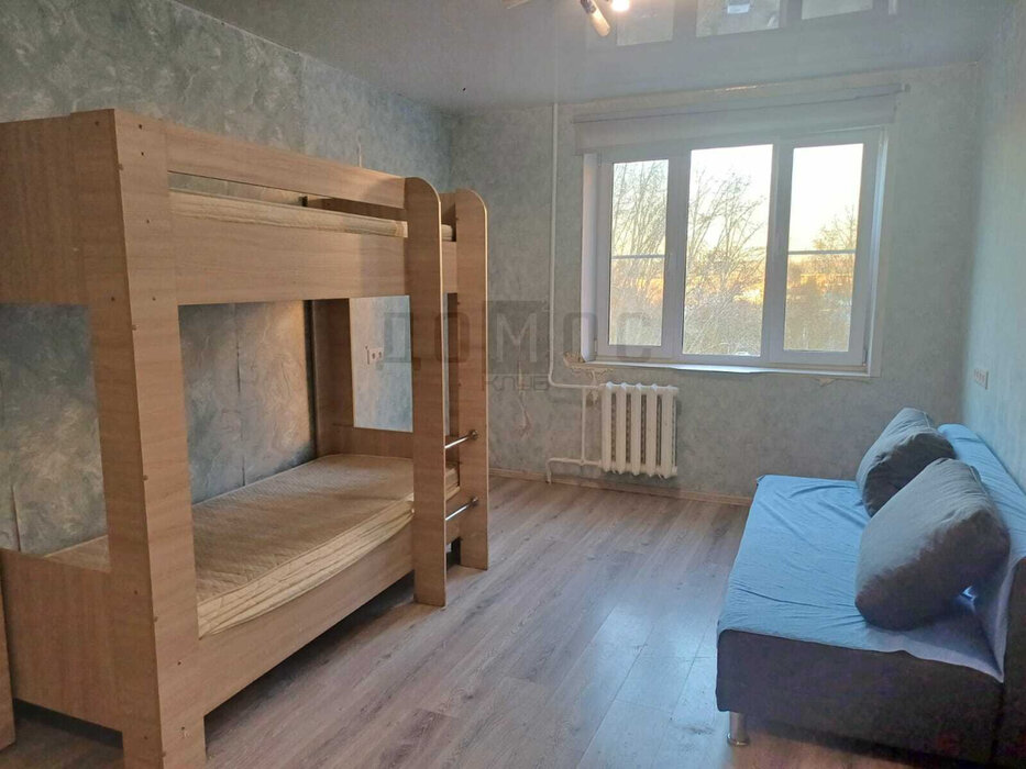 Екатеринбург, ул. Аптекарская, 39 (Вторчермет) - фото комнаты (1)