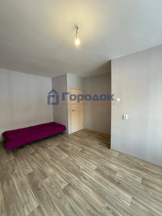 г. Каменск-Уральский, ул. Октябрьская, 90 (городской округ Каменский) - фото квартиры (7)