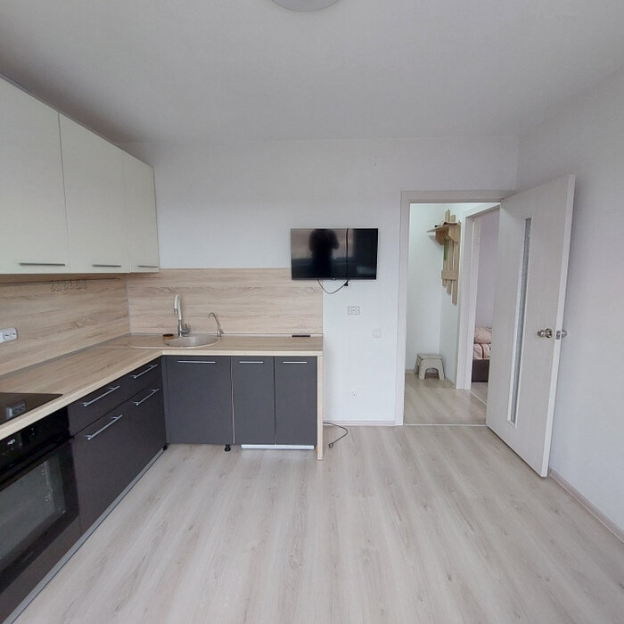 Екатеринбург, ул. Латвийская, 56/3 (Компрессорный) - фото квартиры (8)