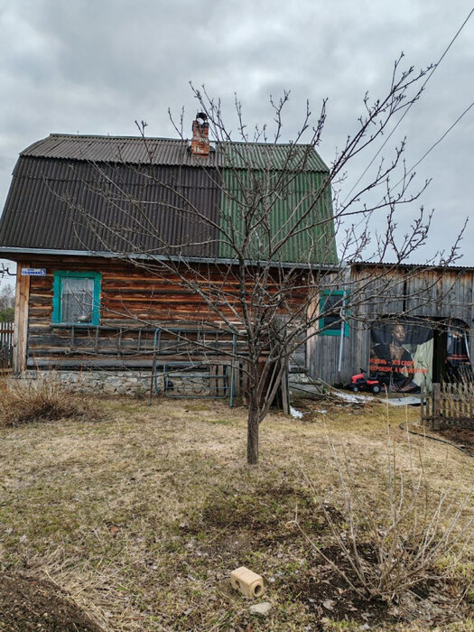 п. Красногвардейский (г.о. Артемовский), ул. Садовая, 5 (городской округ Артемовский) - фото дома (2)