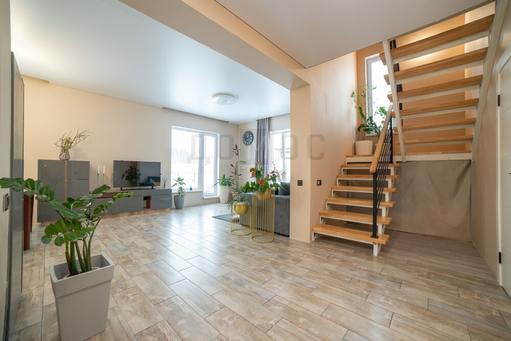 п. Растущий, ул. Коллективная, 2Б (городской округ Белоярский) - фото коттеджа (1)