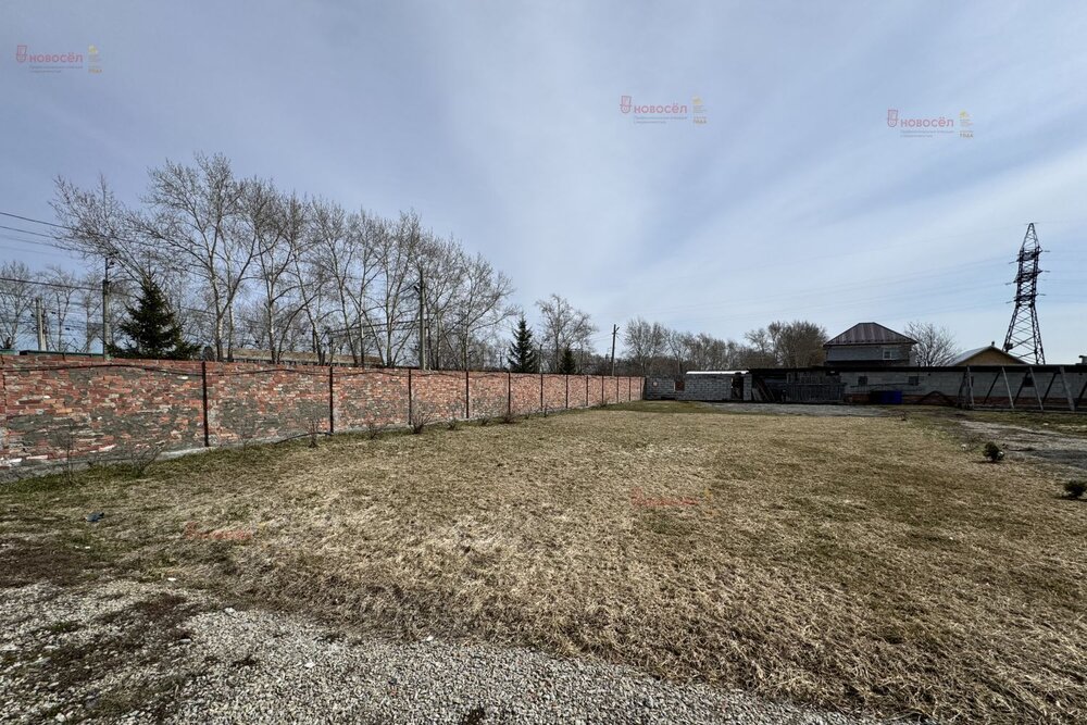 поселок городского типа Белоярский, ул. Привокзальная, 70 (городской округ Белоярский) - фото дома (8)