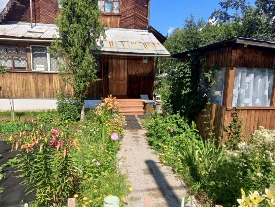 п. Красный, СНТ Солнышко, уч. 138 (городской округ Верхняя Пышма) - фото сада (2)