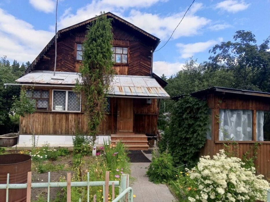 п. Красный, СНТ Солнышко, уч. 138 (городской округ Верхняя Пышма) - фото сада (3)