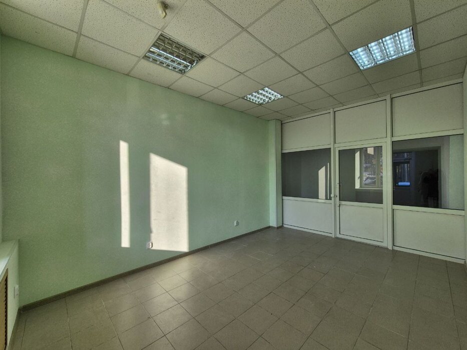 г. Березовский, ул. Гагарина, 21 (городской округ Березовский) - фото офисного помещения (3)