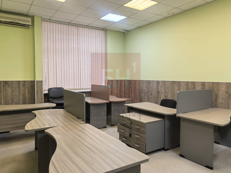 Екатеринбург, ул. Уральских рабочих, 28 - фото торговой площади (8)