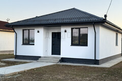 п. Прохладный, ул. Ягодная, 15 (городской округ Белоярский) - фото коттеджа