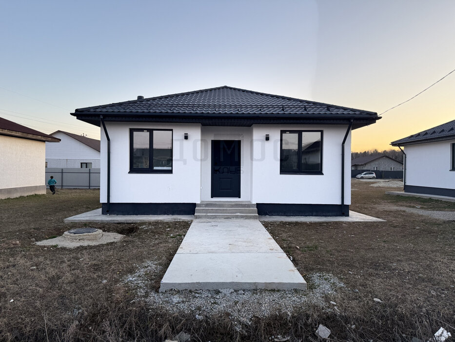 п. Прохладный, ул. Ягодная, 15 (городской округ Белоярский) - фото коттеджа (2)