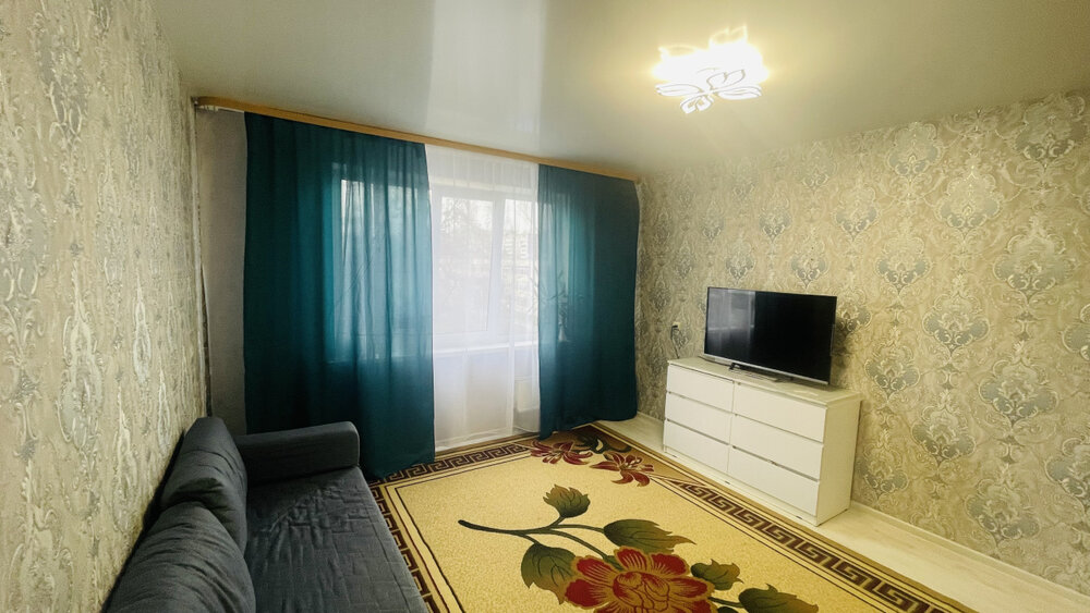 Екатеринбург, ул. Пехотинцев, 9 (Новая Сортировка) - фото квартиры (1)