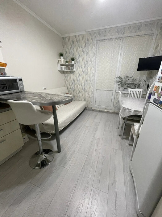 Екатеринбург, ул. Краснолесья, 165 (Академический) - фото квартиры (2)