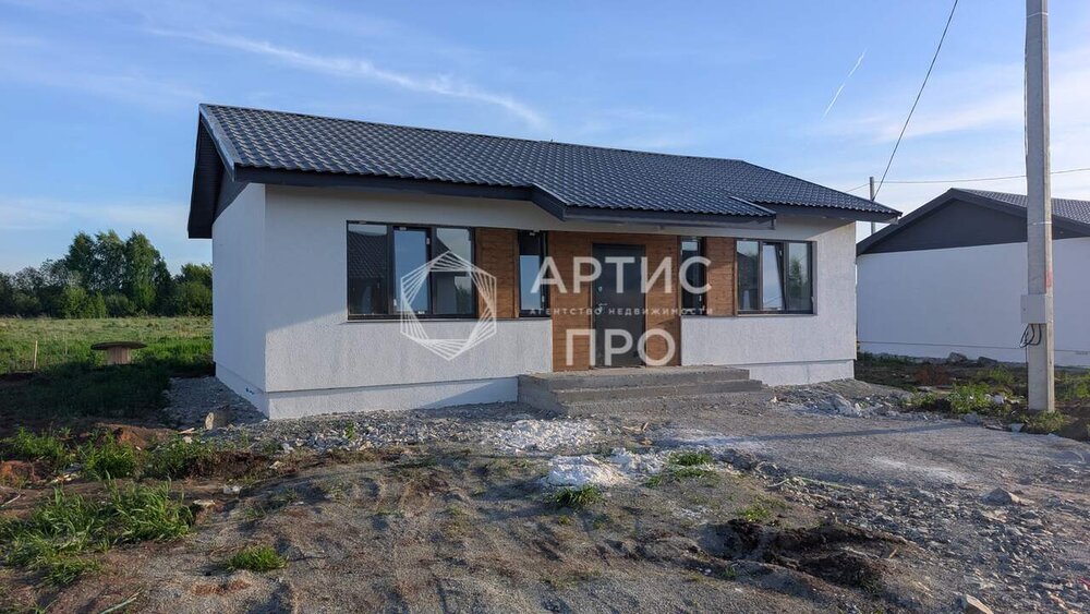 Екатеринбург, ул. 12-й Кианитовый,   (Полеводство) - фото дома (2)