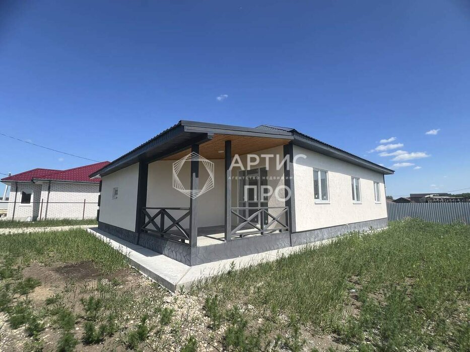 п. Прохладный, ул. Лиственная, 18 (городской округ Белоярский) - фото дома (4)