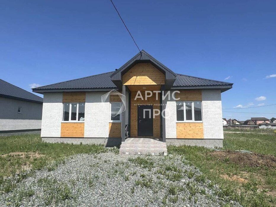 п. Прохладный, ул. Лиственная, 18 (городской округ Белоярский) - фото дома (6)