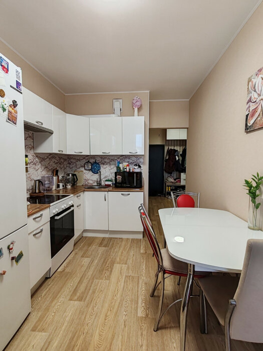 Екатеринбург, ул. Братская, 27/3 (Вторчермет) - фото квартиры (6)