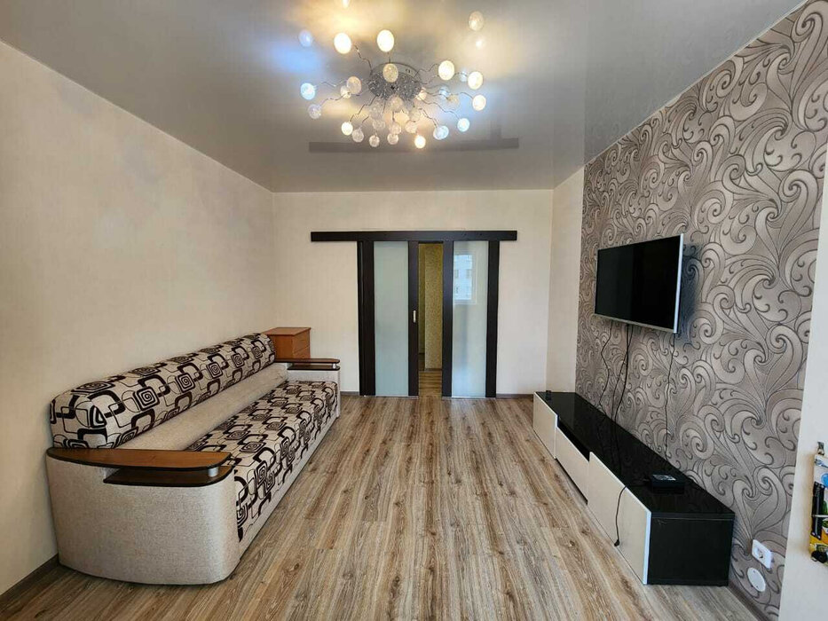 Екатеринбург, ул. Шадринский, 14 к1 (Пионерский) - фото квартиры (1)