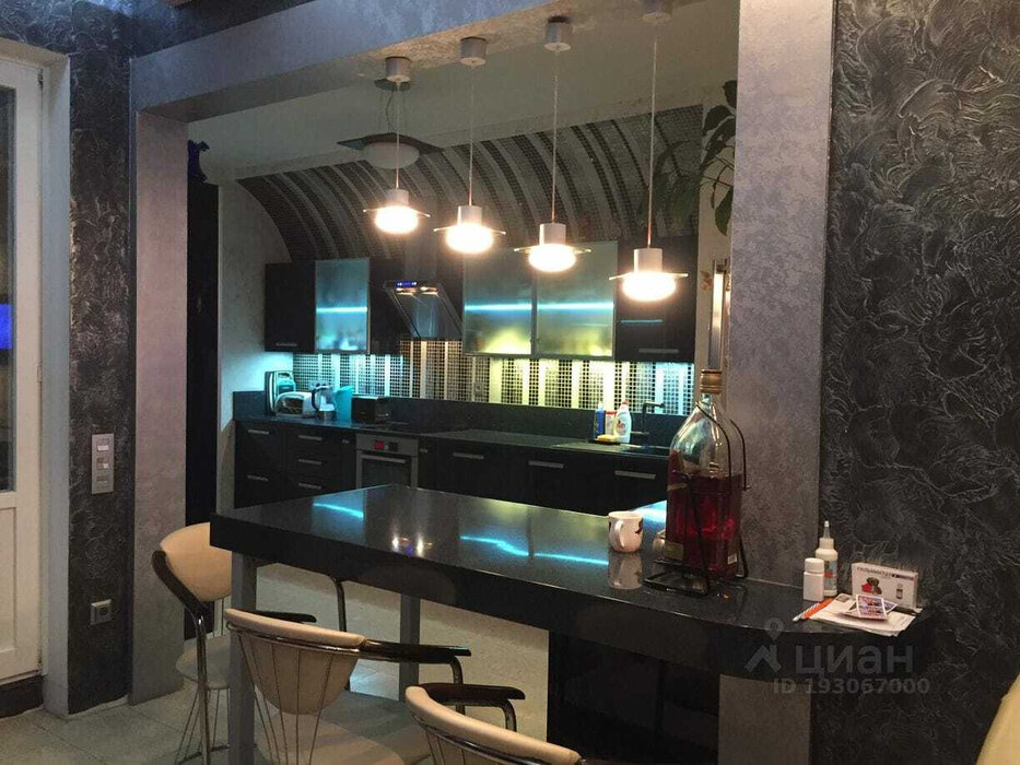 Екатеринбург, ул. Гурзуфская, 16 (Юго-Западный) - фото квартиры (1)