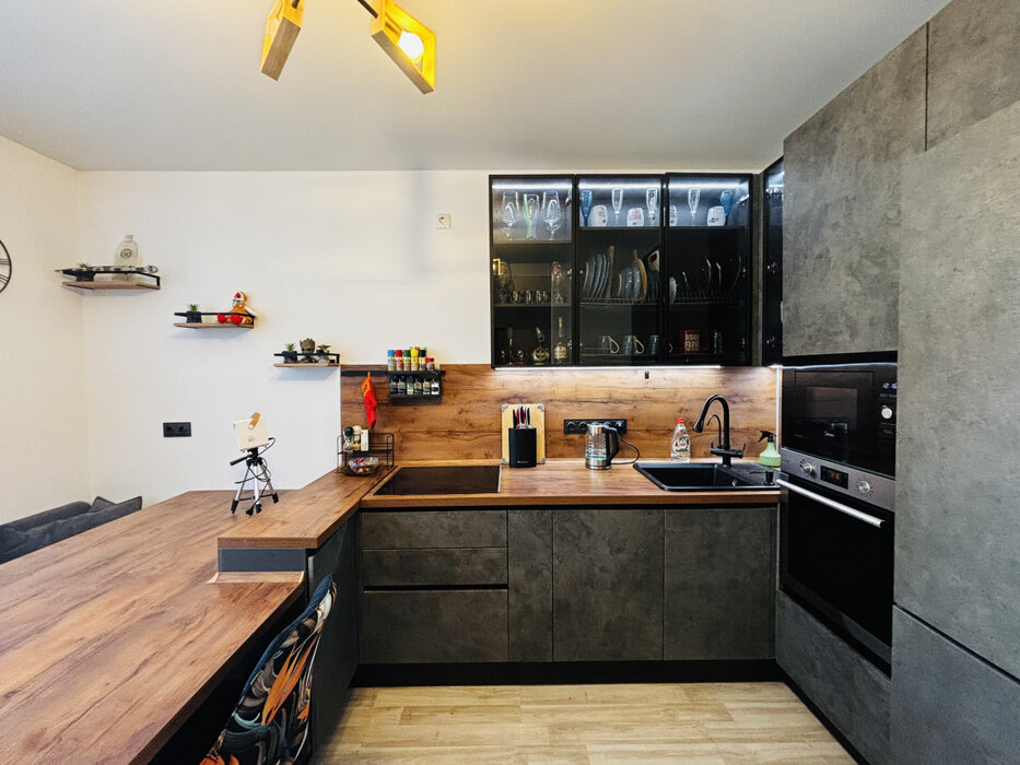 Екатеринбург, ул. Хрустальногорская, 93 (Широкая речка) - фото квартиры (1)