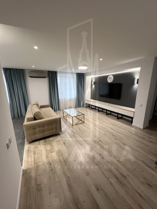 Екатеринбург, ул. Красноармейская, 23 (Центр) - фото квартиры (2)