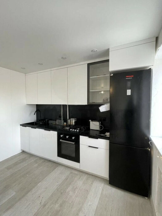 Екатеринбург, ул. Сиреневый, 13 (ЖБИ) - фото квартиры (2)